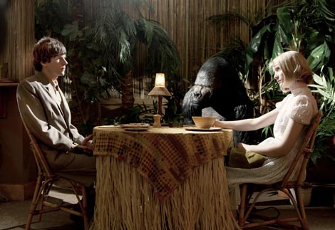 Dvojnik (The Double), red. Richard Ayoade