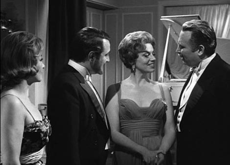 Anđeo uništenja (El angel exterminador), red. Luis Buñuel