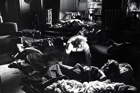 Anđeo uništenja (El angel exterminador), red. Luis Buñuel