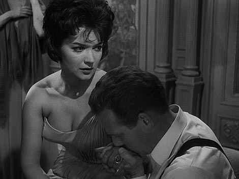 Anđeo uništenja (El angel exterminador), red. Luis Buñuel