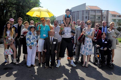 Atomski zdesna, red. Srđan Dragojević