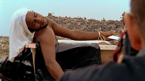 Deponij, red. Lucy Walker