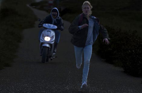 Dok zvijeri spavaju (Når Dyrene Drømmer), red. Jonas Alexander Arnby