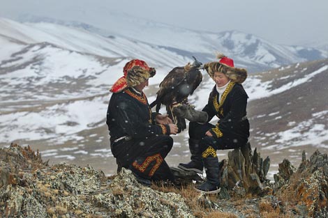 Gospodarica orlova (The Eagle Huntress), red. Otto Bell