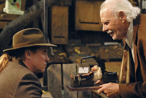 Između svjetova (Twixt), red. Francis Ford Coppola