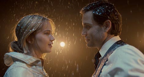 Joy, red. David O. Russell