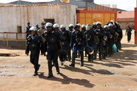 Katanga Business, red. Thierry Michel