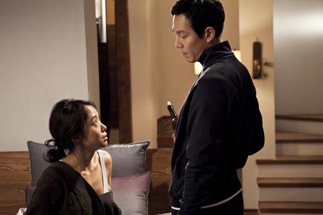 Kućna pomoćnica (Hanyo), red. Im Sang-soo