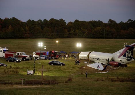 Let (Flight), red. Robert Zemeckis