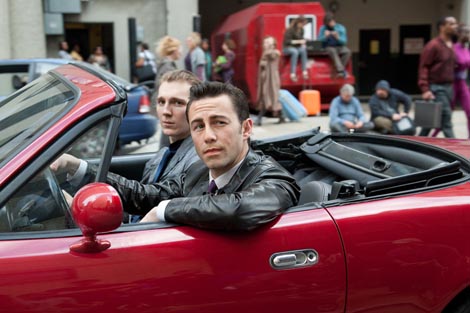 Looper, red. Rian Johnson