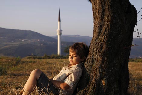 Najljepša je zemlja moja (Die Brücke am Ibar), red. Michaela Kezele