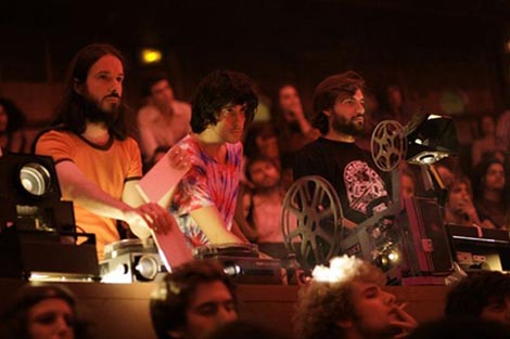 10. Human Rights Film Festival, festivala filma o ljudskim pravima, Zagreb, 8. – 14. prosinca 2012.; Rijeja, 12. – 16. prosinca 2012.: Nakon maja (Après mai), red. Olivier Assayas