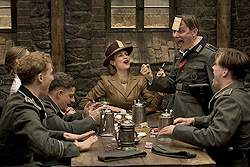 Nemilosrdni gadovi (Inglourious Basterds), red. Quentin Tarantino