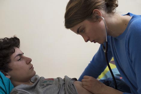 Nepoznata djevojka (La fille inconnue), red. Jean-Pierre Dardenne i Luc Dardenne