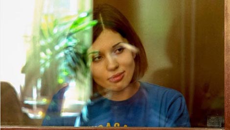  Pussy Riot: Punk molitva (Pokazatelnyy protsess: Istoriya Pussy Riot), red. Mike Lerner, Maxim Pozdorovkin