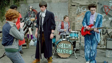 Raspjevana ulica (Sing Street), red. John Carney