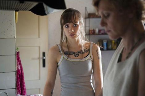 Borbene djevojke (Kriegerin), red. David Wnendt