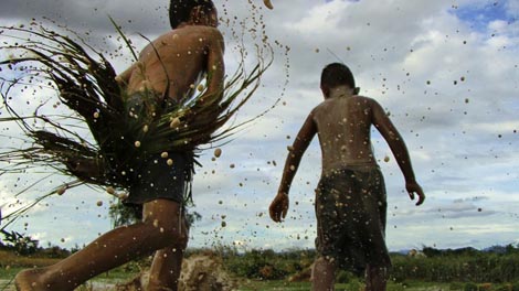 Seljačka utopija (Sawan baan na), red. Uruphong Raksasad