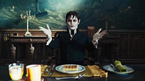 Sjene tame (Dark Shadows), red. Tim Burton