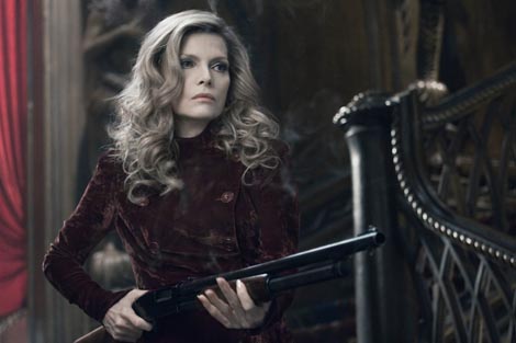 Sjene tame (Dark Shadows), red. Tim Burton