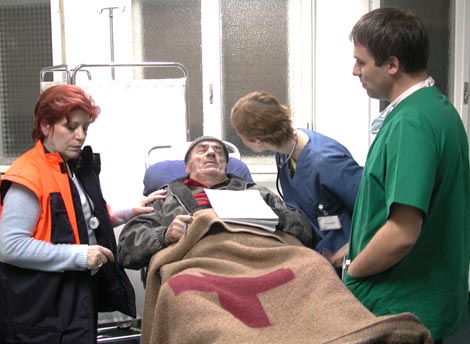 Smrt gospodina Lazarescua (Moartea domnului Lãzãrescu), red. Cristi Puiu, pobjednik 7. MFF-a, 2005.