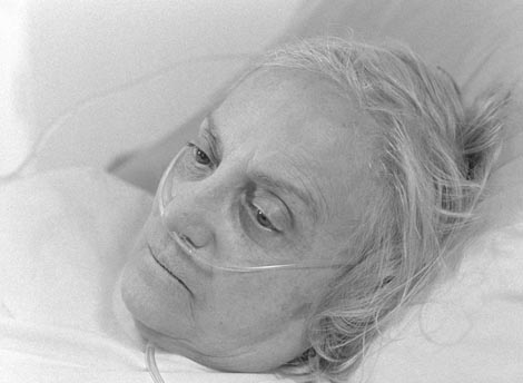 Tabu (Tabu), red. Miguel Gomes