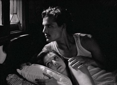 Tabu (Tabu), red. Miguel Gomes