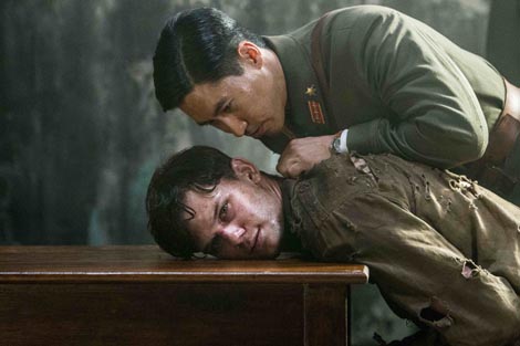 Tragovi prošlosti (The Railway Man), red. Jonathan Teplitzky