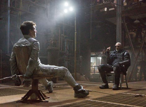 Zaborav (Oblivion), red. Joseph Kosinski