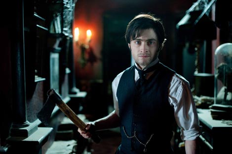 Žena u crnom (The Woman in Black), red. James Watkins