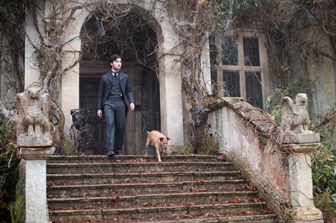 Žena u crnom (The Woman in Black), red. James Watkins