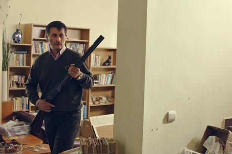 Zora (Aurora), red. Cristi Puiu