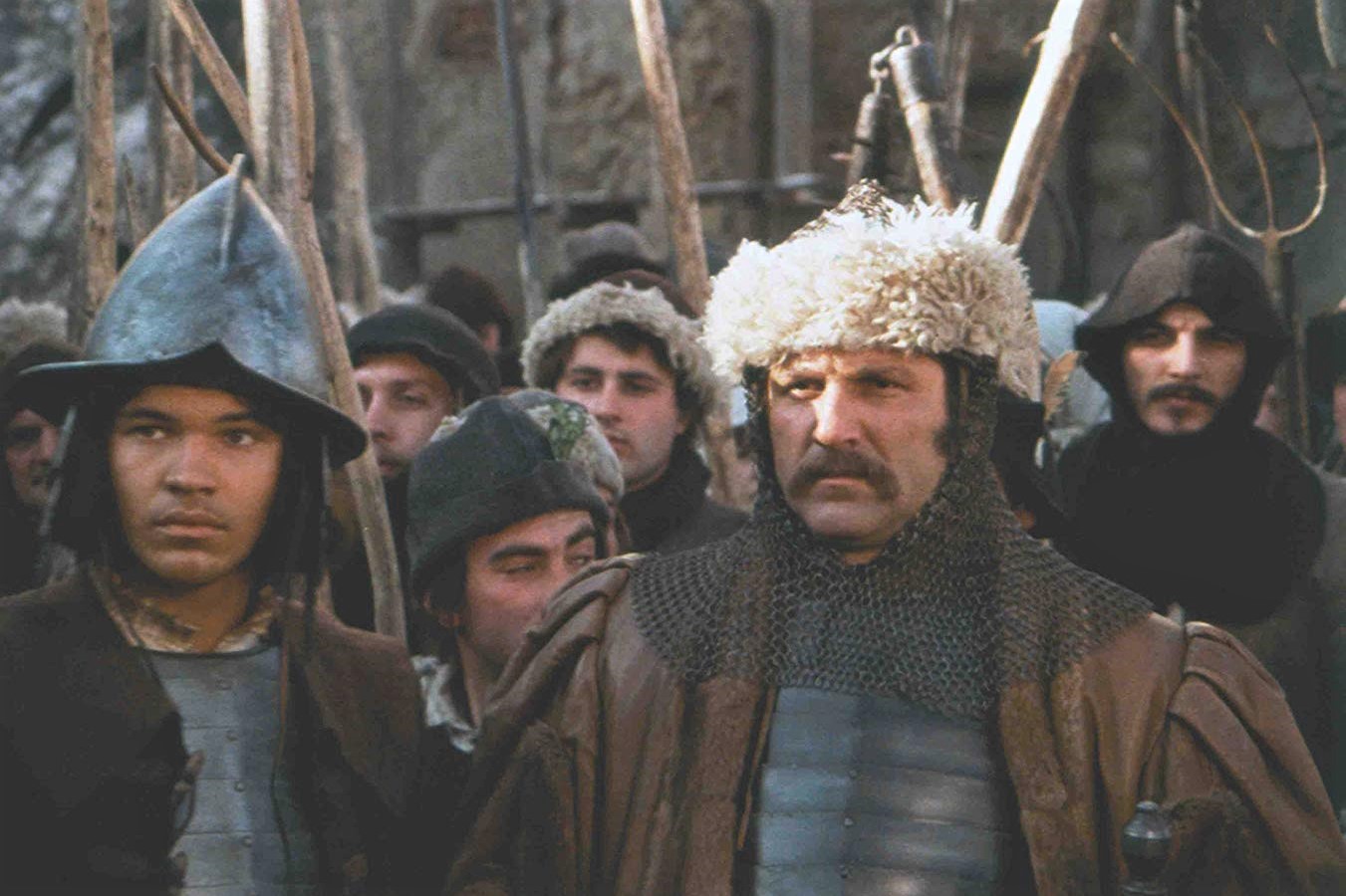 Sergio Mimica-Gezzan i Velimir <em>Bata</em> Zivojinovic u filmu <em>Seljačka buna 1573.</em> (1975.)